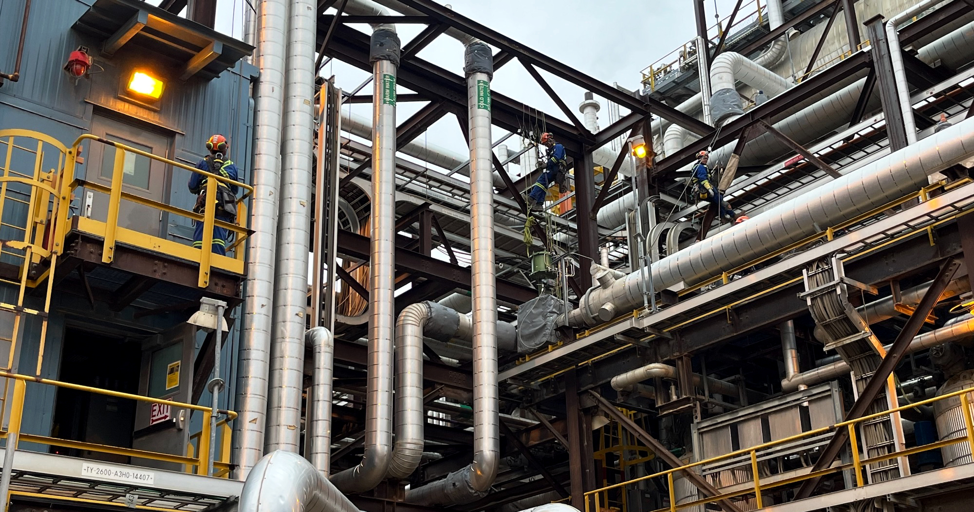 best contractor for oil and gas Alberta Canada